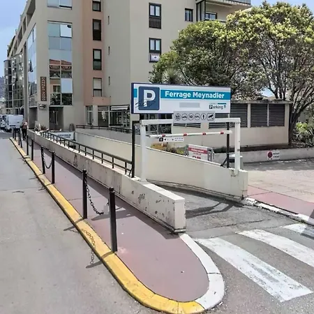 Sunblue - Center & Port *