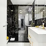Sunblue - Center & Port * Канны