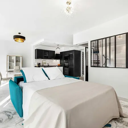 Sunblue - Center & Port