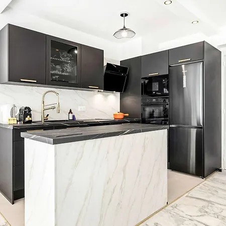 Sunblue - Center & Port *