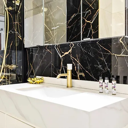 Sunblue - Center & Port Cannes